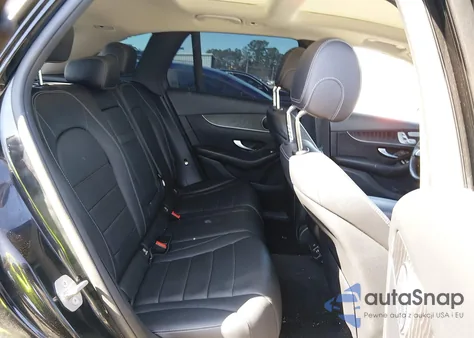 2016 Mercedes-Benz Glc 300 z USA, uszkodzony, nr VIN WDC0G4JB1GG114514